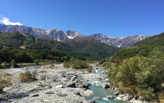share&guesthouse HAKUBA SHARE - Hostel