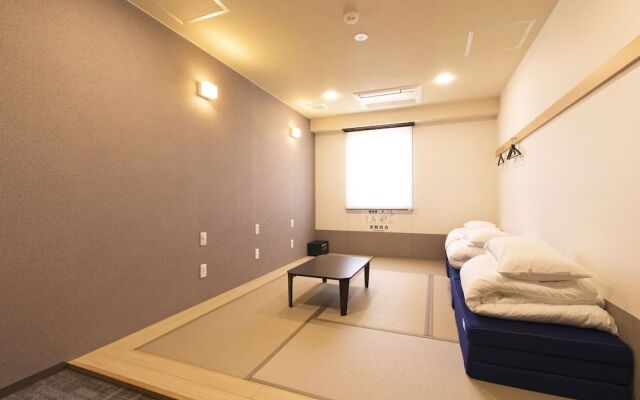 Wild Cherry Blossom Hostel Tokyo Koganei