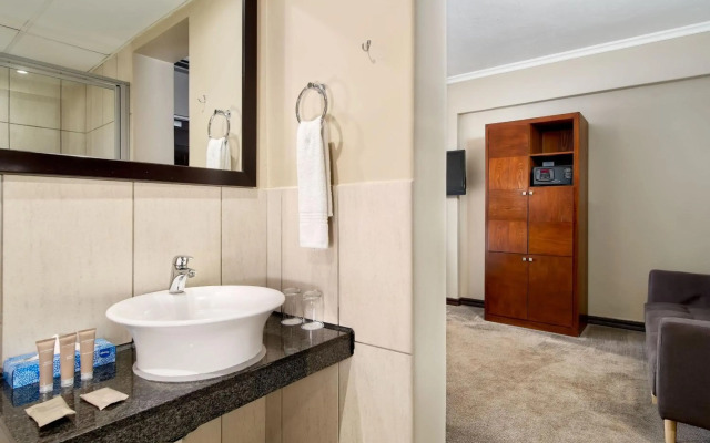 Protea Hotel by Marriott Pretoria Hatfield