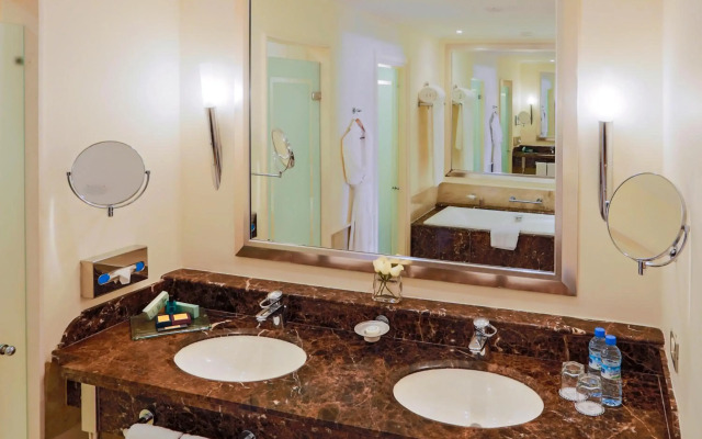 L'amphitrite Palace Resort & Spa