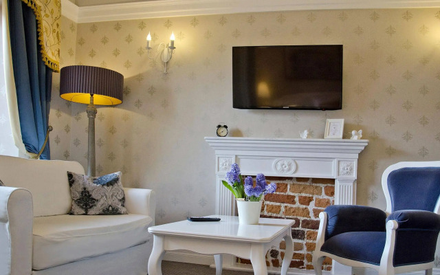 SleepWalker Boutique Suites
