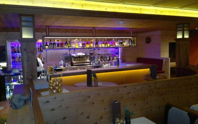 BAD MOOS - Dolomites Spa Resort