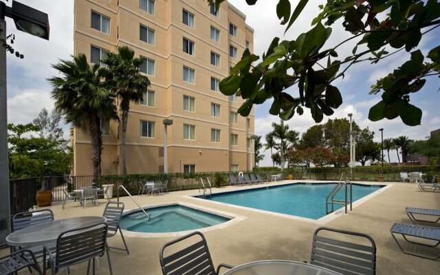 Homewood Suites by Hilton Miami-Airport/Blue Lagoon