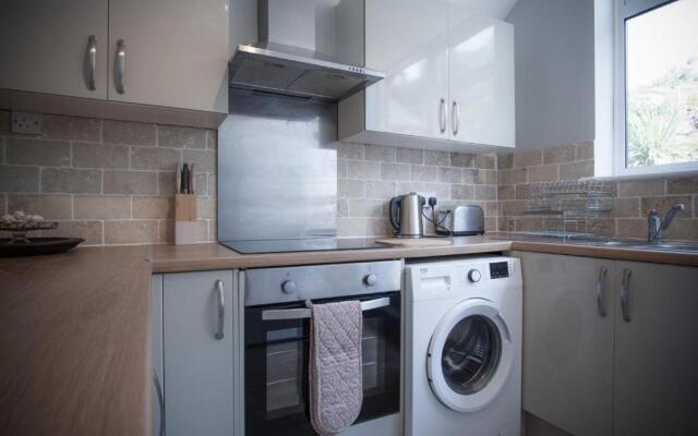 Langland Road - 2 Bedroom Town House - Mumbles