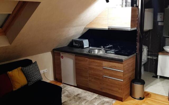 Kraljevi čardaci, apartman 7/53