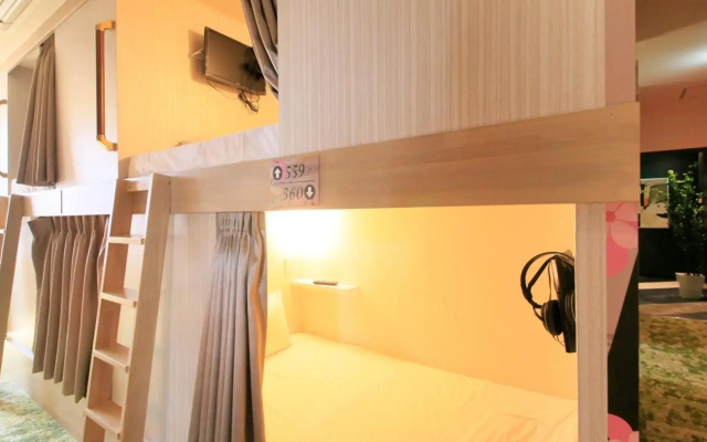 Ueno Station Hostel Oriental 1 - Caters to Men
