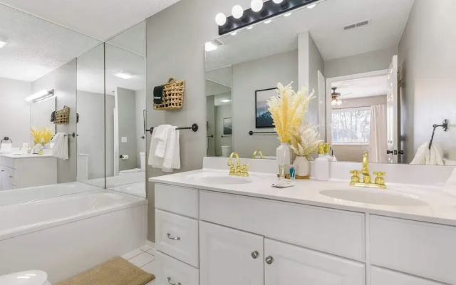 Pointe Royale Retreat - Relaxation Awaits!