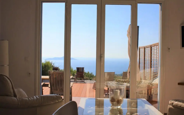 The Infinity 180 Luxury Suites - Adults Only
