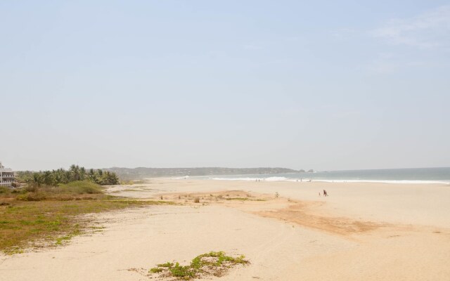 Alebrijes Surf House - Adults Only