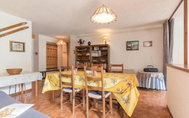 Appartement Saint-Chaffrey , 3 pièces, 10 personnes - FR-1-330E-15