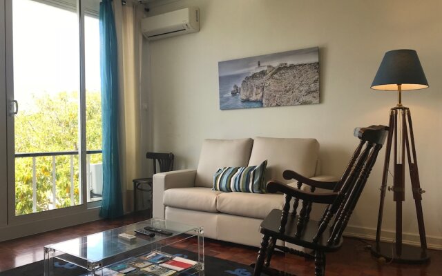 Rent4Rest Estoril Beachfront Apartments