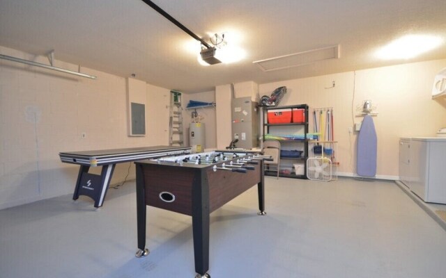 5-Bedroom Villa in Davenport 193RWC