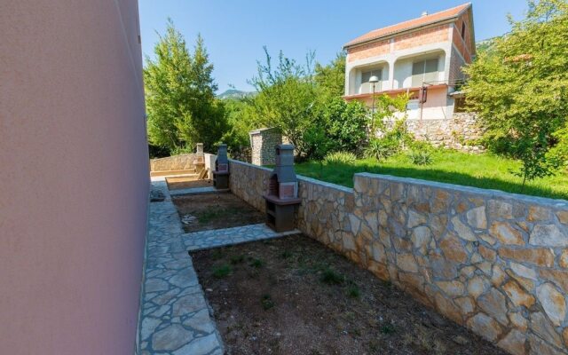 Apartment Villa Gome