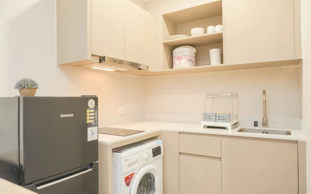 Modern Look 1Br Menara Jakarta Kemayoran Apartment