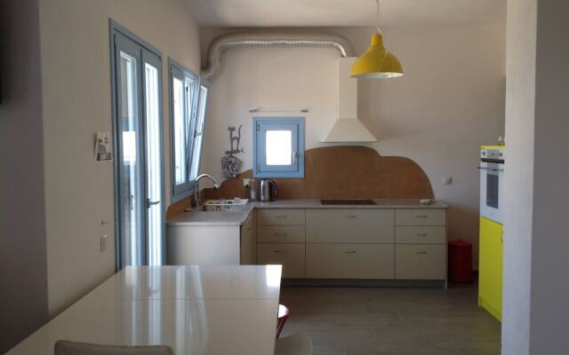 Kastraki Dream near the beach