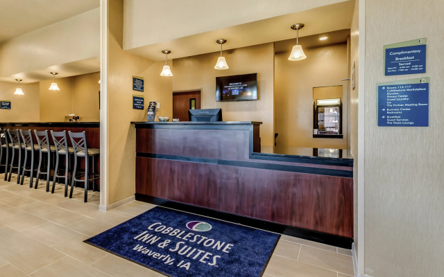 Cobblestone Inn & Suites - Waverly