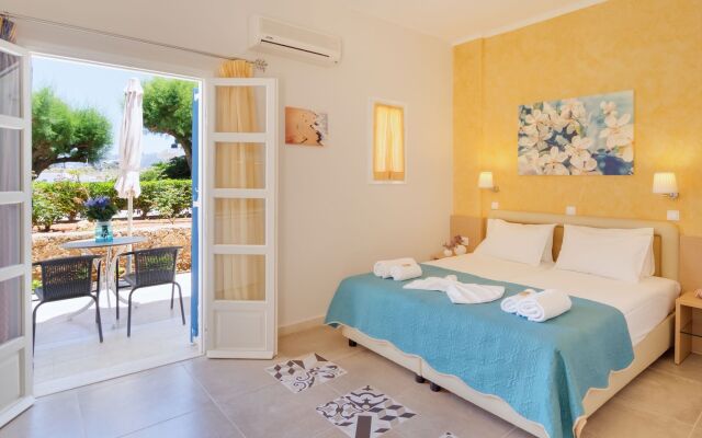 Pyrgos Beach Hotel Apartments