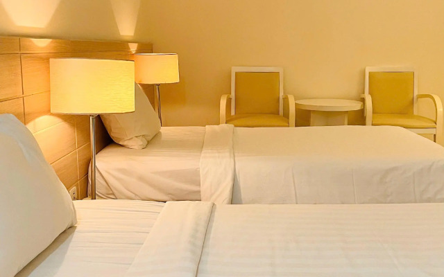Nhi Phi Hotel