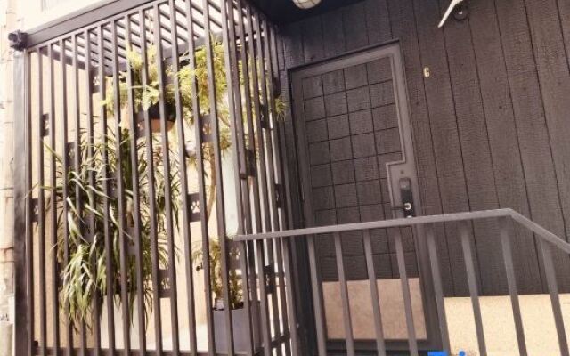 Paw-some Hostel