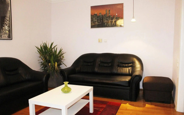 Broadway Hostel