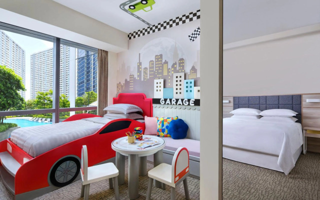 Four Points by Sheraton Surabaya, Pakuwon Indah