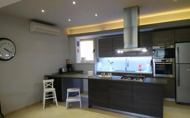 Kassia Apartment