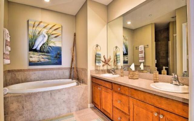 Harborview Grande 703