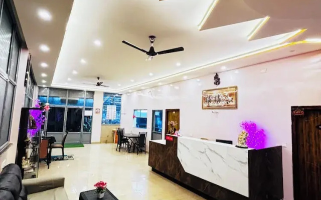 New Royal Ruby Hotel Ecity Phase 1
