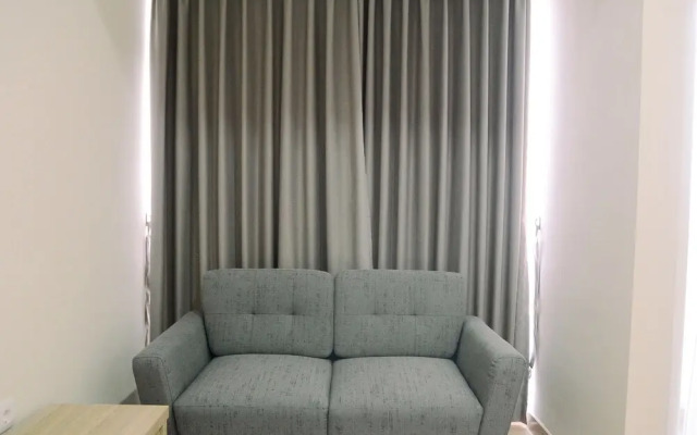 Spacious Studio Menteng Park Apartment