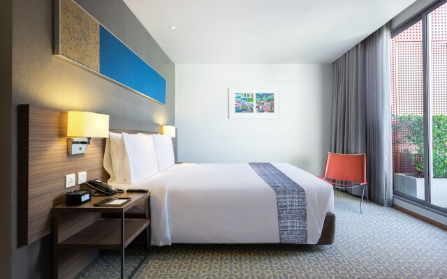 Holiday Inn Express Bangkok Sathorn