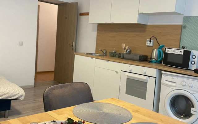 Studio Piata Amzei NR.1 (8 D)