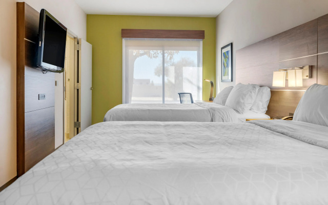 Holiday Inn Express Hotel & Suites Albuquerque Midtown by IHG