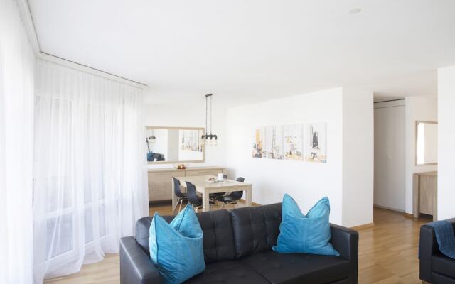 Nest - Baarerstrasse 20