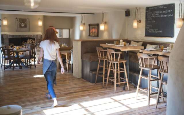The White Hart Somerton