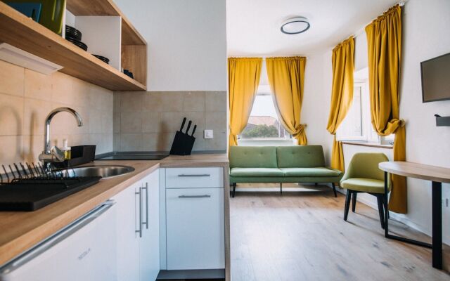 Art Deco Cathedral Apartments by DuHomes