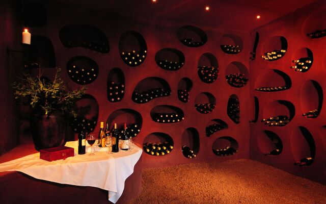 Pondoro Game Lodge  - Open to Kruger Park