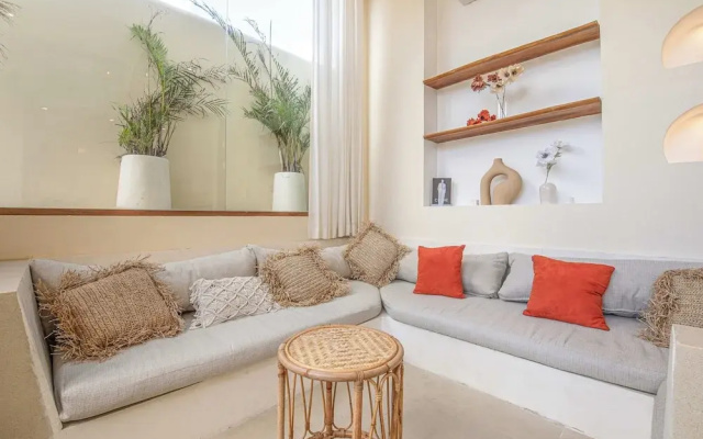 Luxury 4BR Villa With Private Pool in Canggu