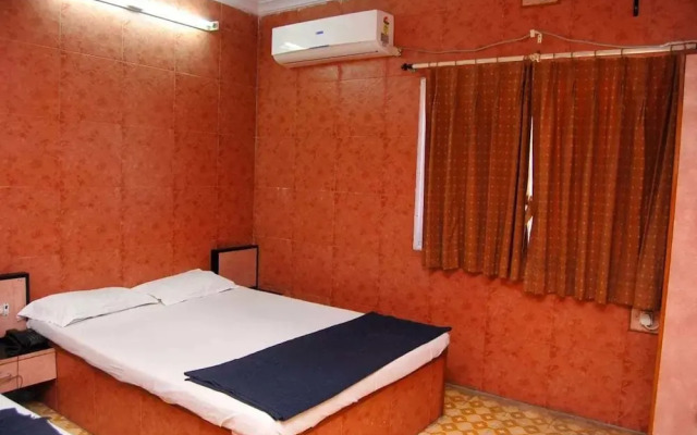 Hotel Meera