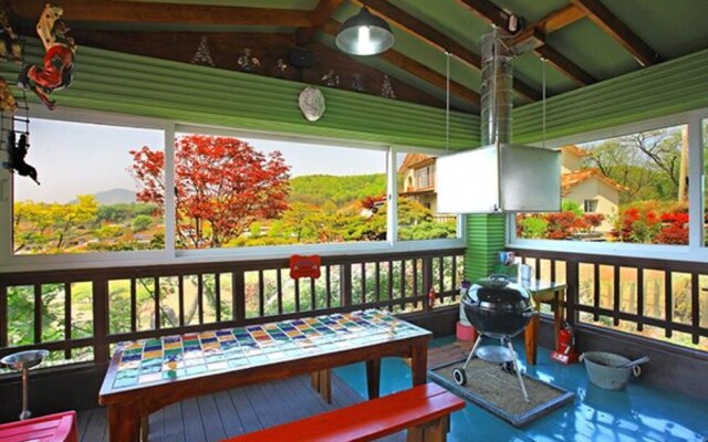 Ganghwado Helgi House Pension