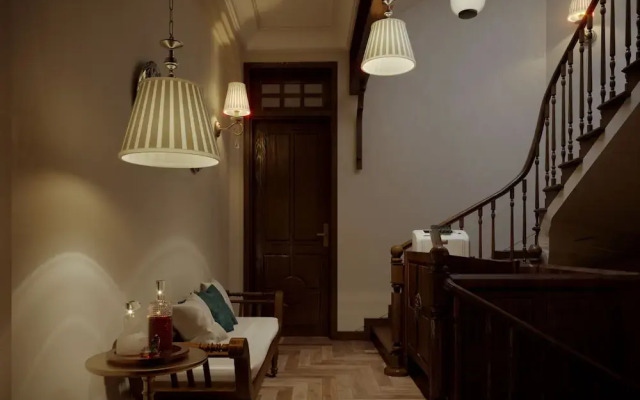 La Belle Maison