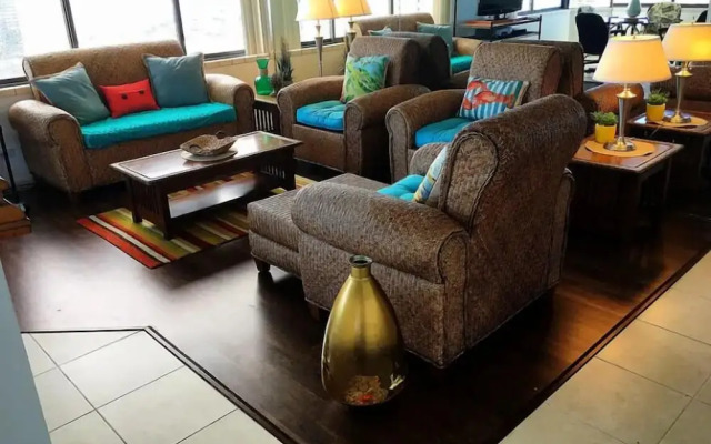 Penthouse 401-ocean/sunset Views