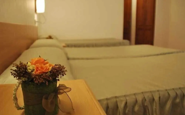 Hotel Saloria