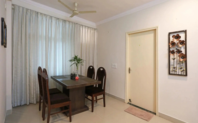 OYO 9774 Home Modern 3BHK near Celebration Mall