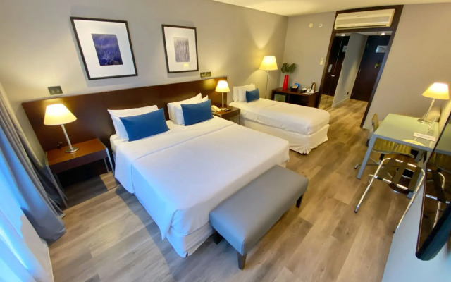 474 Buenos Aires Hotel