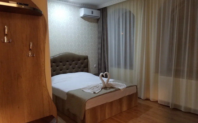Hotel Lotus