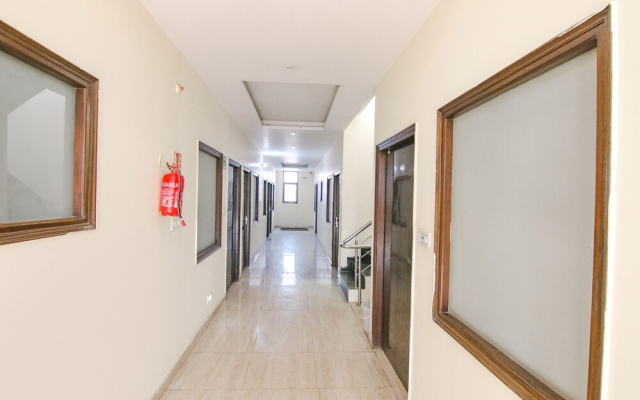Fabhotel Kb Square