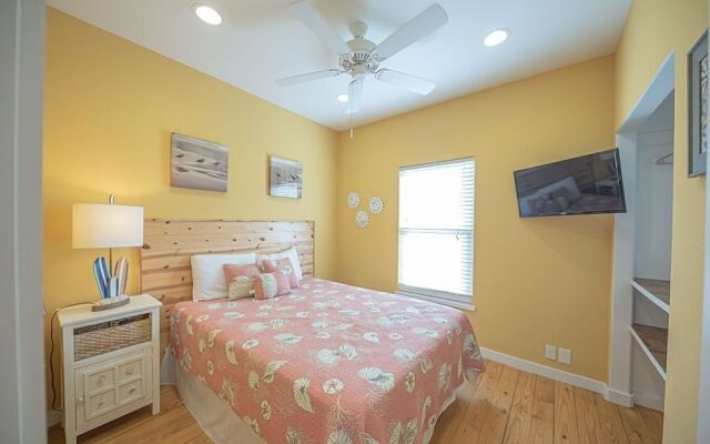 Neptunes Retreat 46 by RedAwning