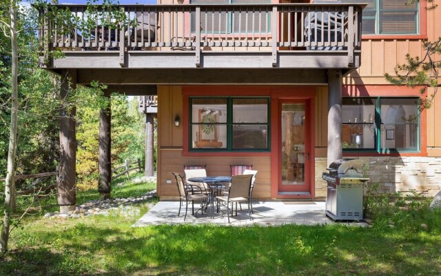 8782 Trappers Crossing by RedAwning