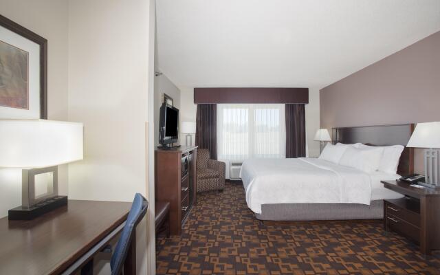 Holiday Inn Express & Suites Yankton by IHG
