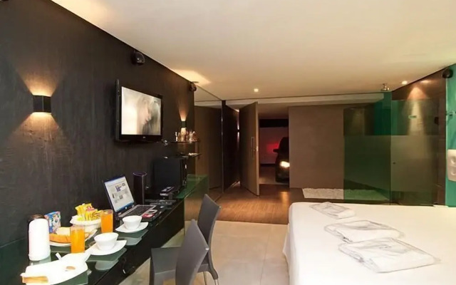 Forum Motel